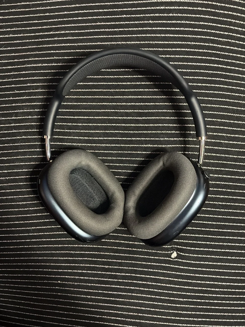 Apple Air max headphones